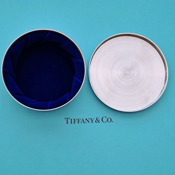 Vintage Tiffany & Co. Rabbit Engaved Silver Tone Handcrafted Pewter Jewelry Box - Picture 2 of 7